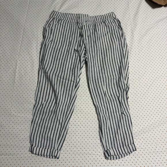 Old Navy Pants - Picture 2 of 3